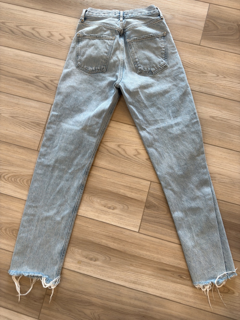 Agolde High Rise Light Blue Button-Fly Denim Jeans - Picture 6 of 6